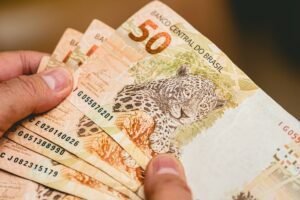 Plano Real: Criando um Novo Mercado no Brasil