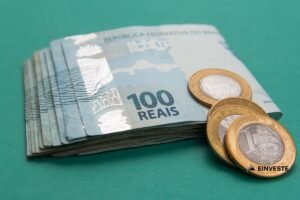 Antecipação do 13º salário em 2025:  Como se Preparar?