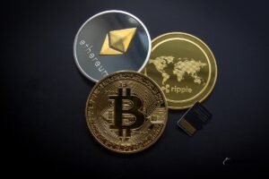 Criptomoeda Promissora: Como Investir e Lucrar em 2025